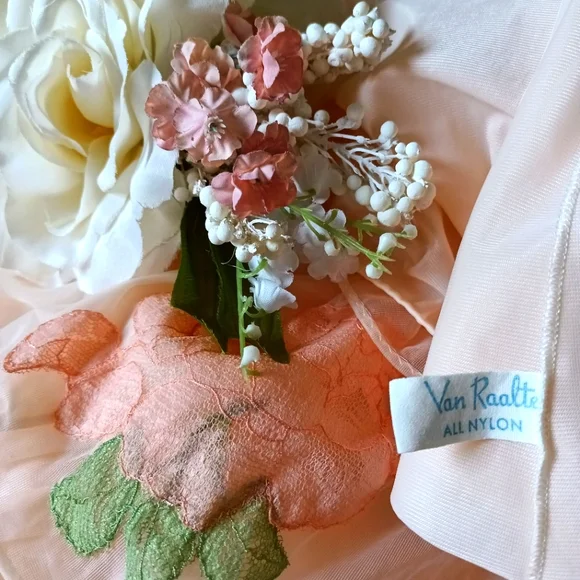 Vintage bed coat Van Raalte - Picture 2 of 16